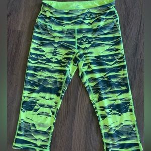 Z by Zella Neon Patterned Yoga Athletic Capri Pants